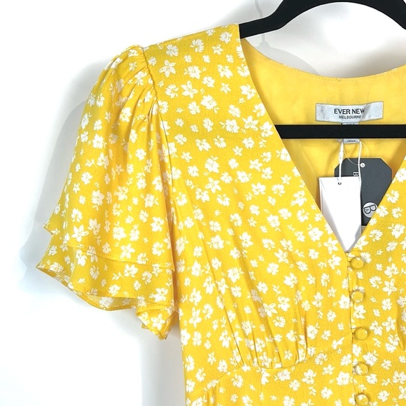 Ever New Pria Gold Lawson Ditsy Button Through Mini Dress - Picture 4 of 9